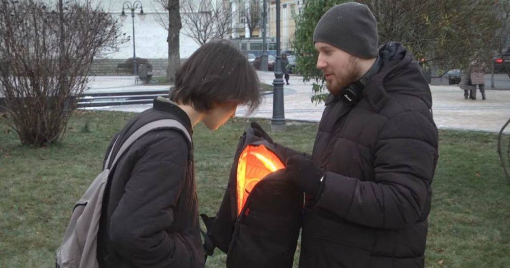 Сигнализация, подсветка и даже весы: украинец создал уникальные "умные" рюкзаки (видео)