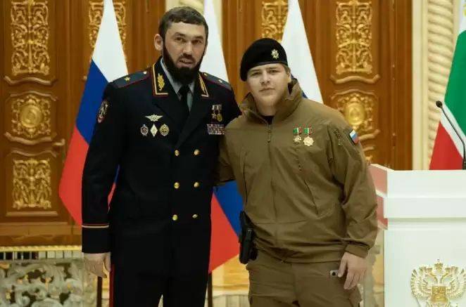 16-летнего сына Кадырова назначили «куратором» батальона Минобороны России