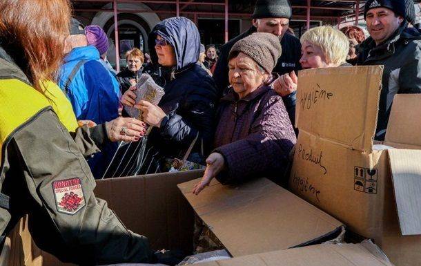 С 1 декабря гуманитарку будут завозить по новым правилам: чего ждать