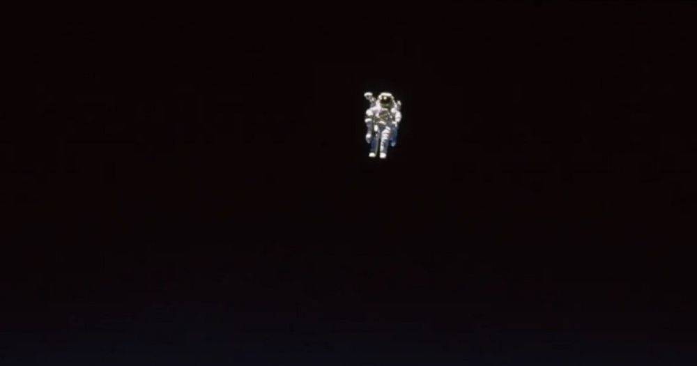 Самый пугающий снимок, когда-либо сделанный в космосе: что сделал впервые астронавт NASA (фото)