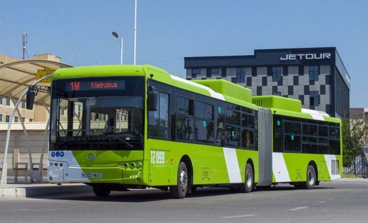 Столичные власти запустили бесплатный автобус из-за закрытия на три дня нескольких станций метро