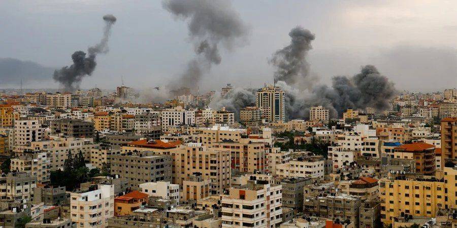 Спутниковые снимки подтверждают, что Израиль окружает Газу
