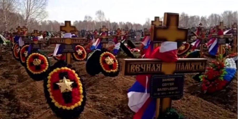 Власти Новосибирска признали, что на кладбище закончились места. Там хоронили «вагнеровцев»