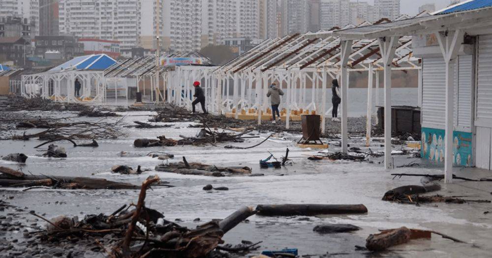 Шторм в Крыму: оккупанты оценивают ущерб в почти 40 миллиардов рублей (фото)