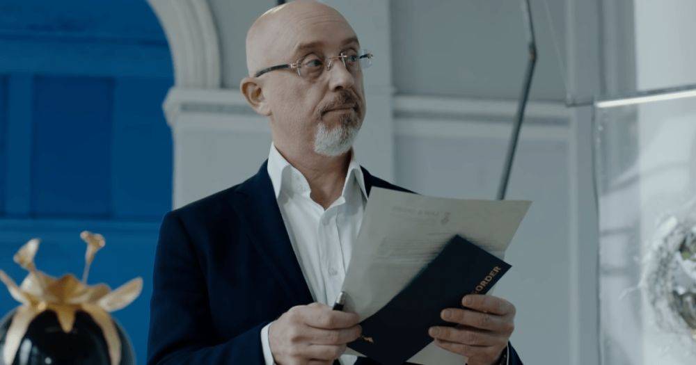 Экс-министр обороны Алексей Резников снялся в сериале "Нюхач" с российскими актерами (видео)