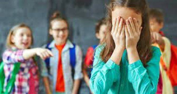 Что делать украинским беженцам если их дети подвергаются травле в польских школах