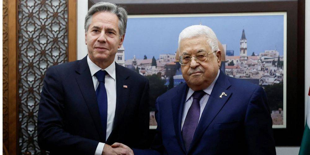 Блинкен впервые после нападения ХАМАС на Израиль приехал в Палестину, он провел встречу с Аббасом