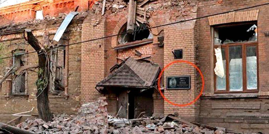 Стерненко с помощью пропаганды РФ доказал, что уничтоженный в Донецке «гражданский объект» был военным