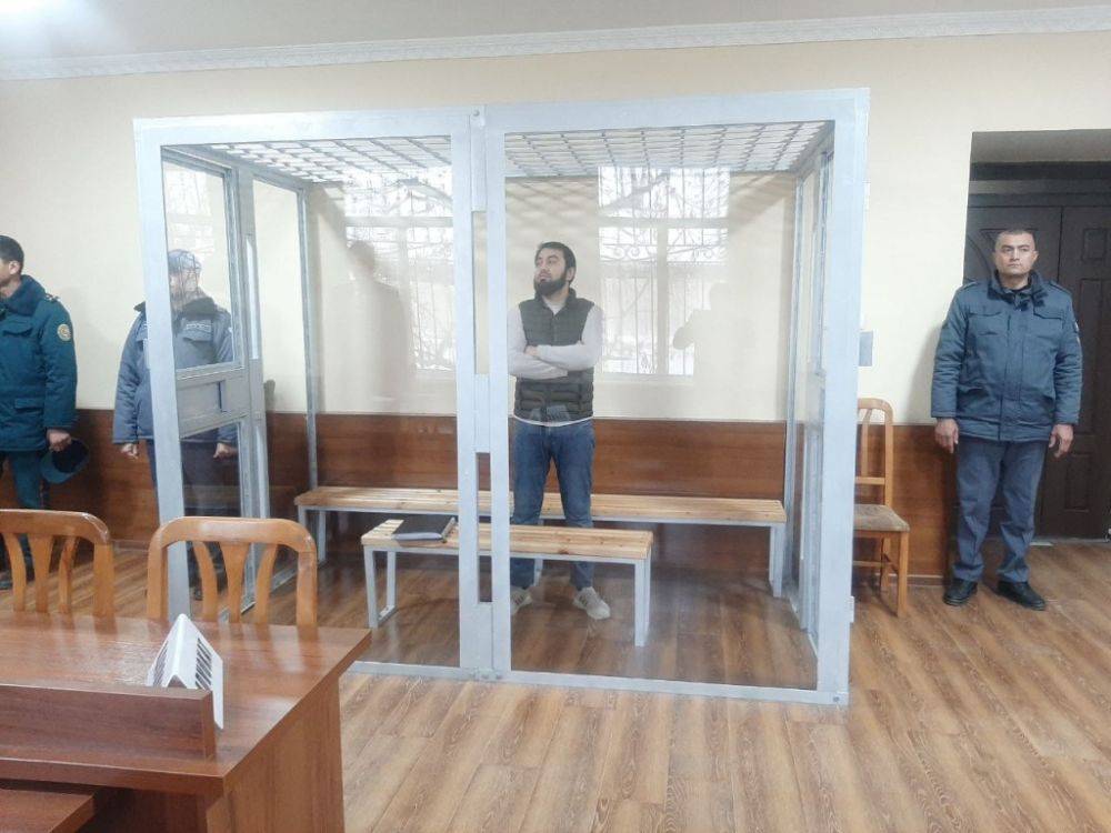Суд вынес приговор блогеру Олимжону Хайдарову. Он будет отбывать наказание в колонии общего режима