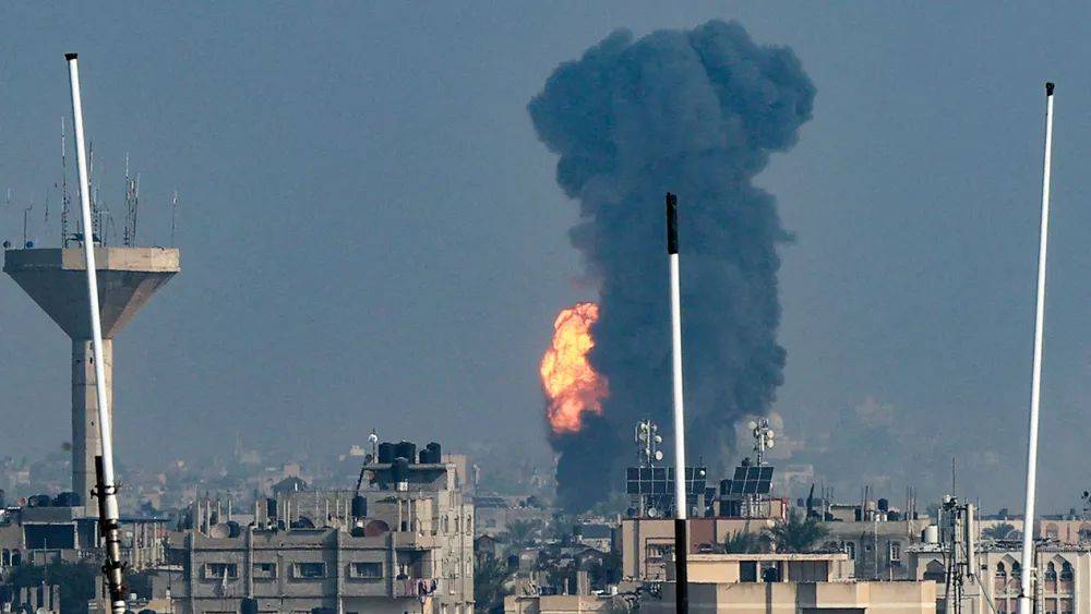 В секторе Газа возобновились бои. ХАМАС утверждает о десятках убитых