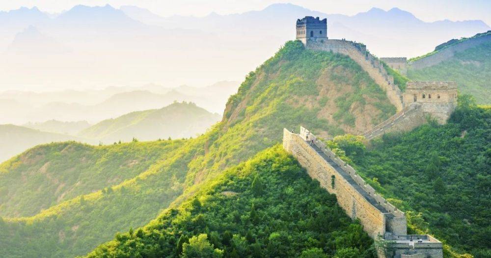 Большие части Великой Китайской стены удерживает вместе нечто живое: о чем речь (фото)