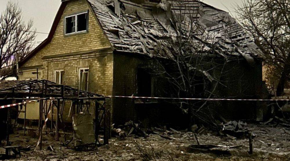 Ракетный удар по Киеву: появились фото последствий атаки в микрорайоне Бортничи