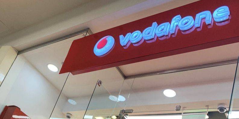 У Vodafone возникли проблемы с пополнением счета и приложением: оператор заявил об увеличении нагрузки
