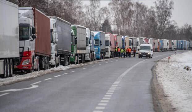 КПП в Дорогуске полностью разблокирован, на проезд всей очереди грузовиков нужно более суток