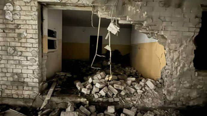 В Одессе из-за дронов 11 пострадавших, повреждены общежитие и дома, в районе Измаила зацепило склады зерна