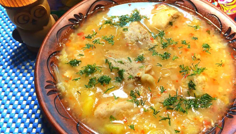 Настоящее украинское блюдо, которое никого не оставит равнодушным: рецепт тушеного капустняка с рисом и картошкой