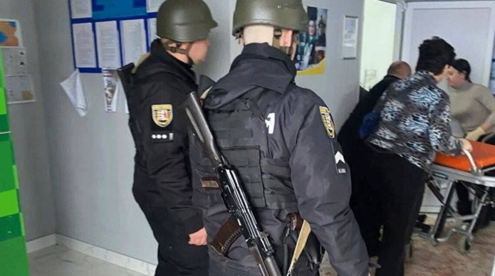 СБУ будет расследовать подрыв гранат в сельсовете на Закарпатье как теракт