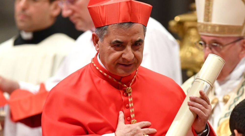 В Ватикане впервые в истории кардинала приговорили к тюрьме
