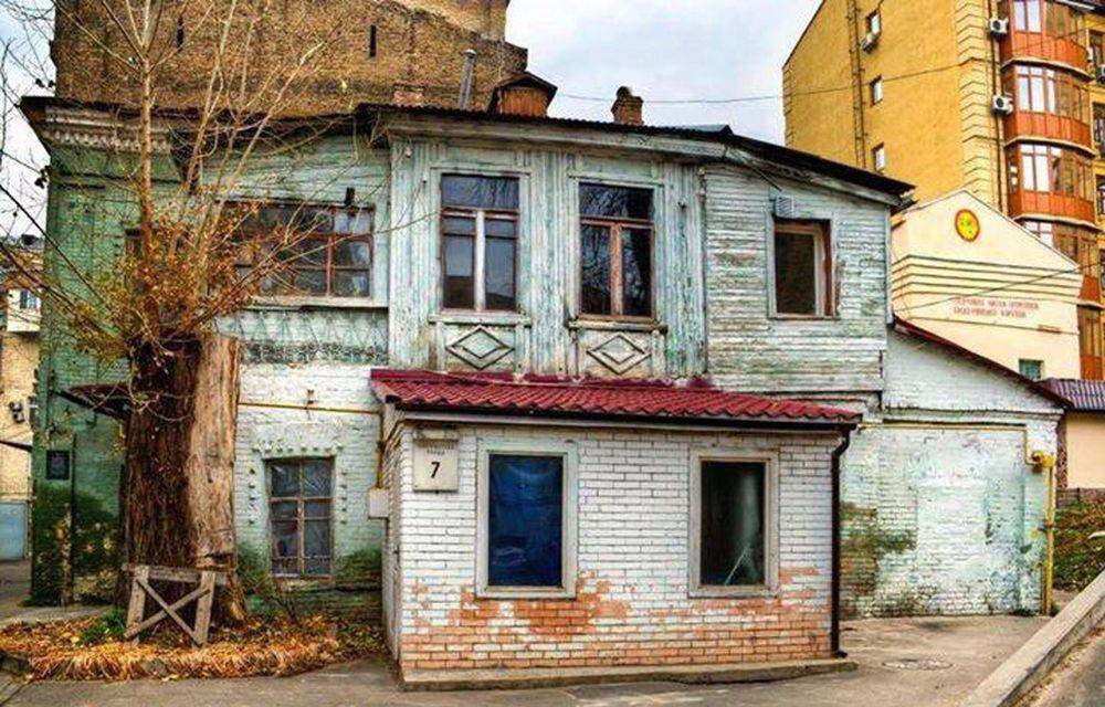 Киев в 18 веке – как сейчас выглядит дом купцов Нечаевых, построенный в 18 веке – фото