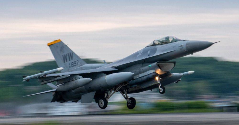 С баллистикой не помогут: Игнат объяснил, зачем Украине истребители F-16 (видео)