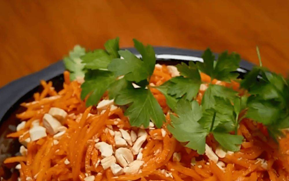 Самая вкусная морковь по-корейски: финалист "Мастер Шеф" показал простой рецепт