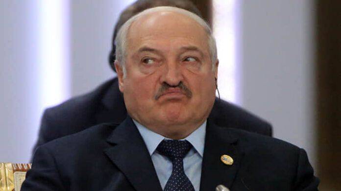 К нему даже никто не подошел: как Лукашенко опозорился на встрече президентов. Первые подробности скандала