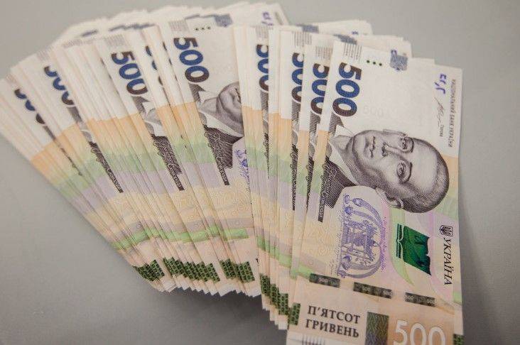 Сразу выплатят 30 тысяч гривен: украинцам рассказали о повышении зарплат. Когда это начнется