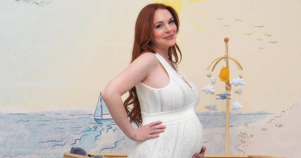 37-летняя Линдси Лохан показала, как похудела через полгода после родов
