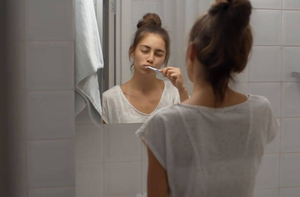 Жизнь прожили и не знали правду: в каком случае можно не чистить утром зубы