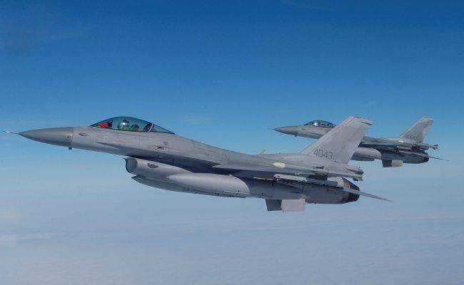 Первые 18 бортов: что известно о долгожданных F-16, которые прибудут в Украину