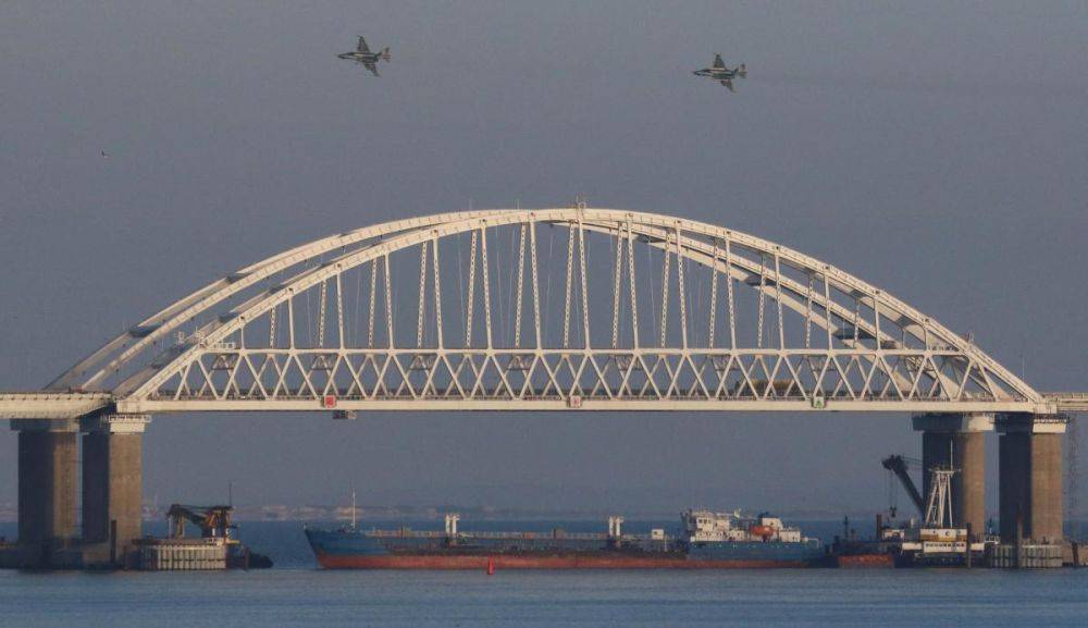 Уже даже Шойгу молился: россияне срочно перекрыли Крымский мост в ожидании мощнейших ударов