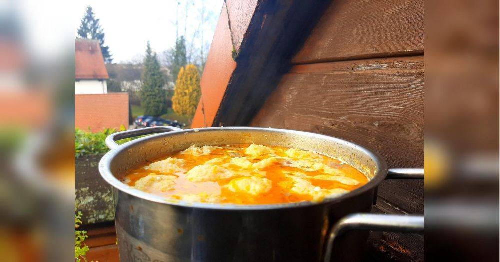 Грибной суп на курином бульоне с галушками: вкус и аромат зимней сказки