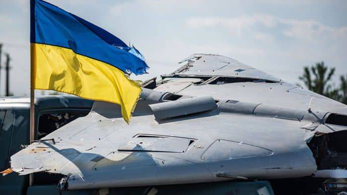 Воздушные силы сбили 28 "Шахедов" и 2 ракеты, которыми Россия атаковала Украину