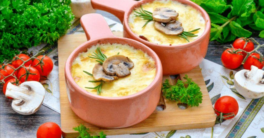 Жульен с курицей и грибами: классический рецепт праздничной гарячей закуски