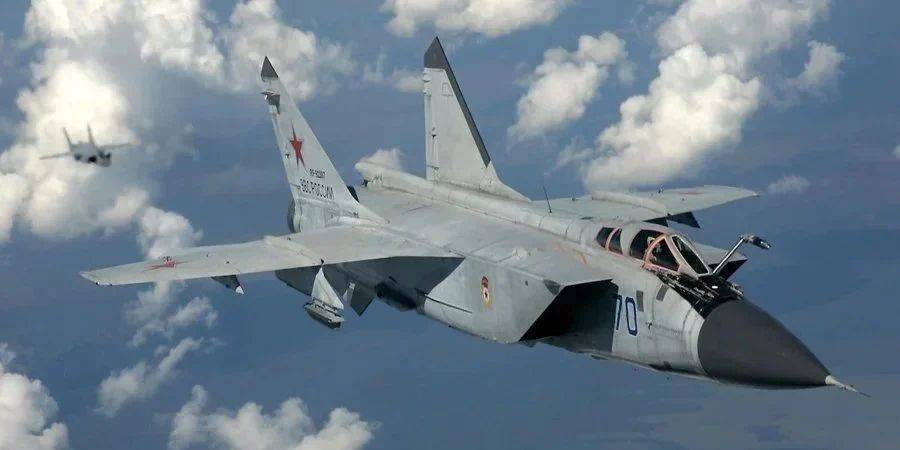 Угроза ударов на Рождество. В Украине объявили тревогу из-за взлета МиГ-31К, в Херсоне слышны взрывы