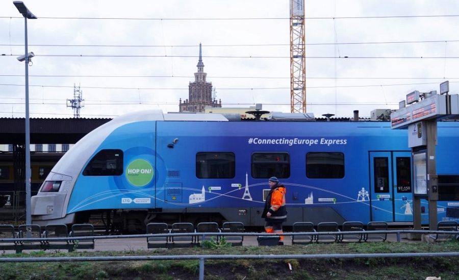 Первыми на поезде Рига-Вильнюс прокатятся министры
