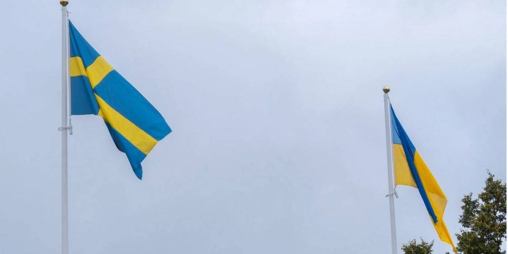 «Будем поддерживать Украину, сколько необходимо». Шведские парламентарии поздравили украинцев с Рождеством