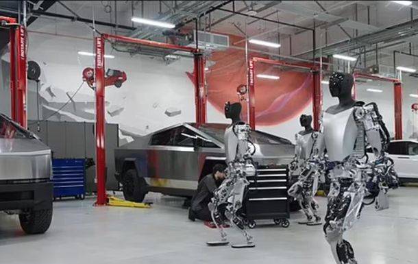 На заводе робот Tesla вышел из строя и напал на инженера