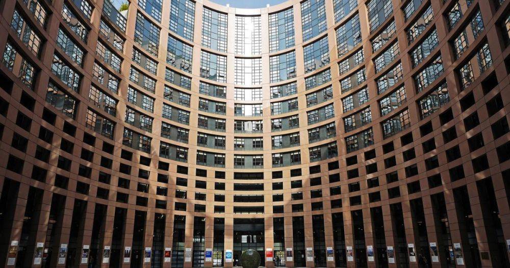 В Европарламенте могут объявить недоверие ЕК: в чем причина