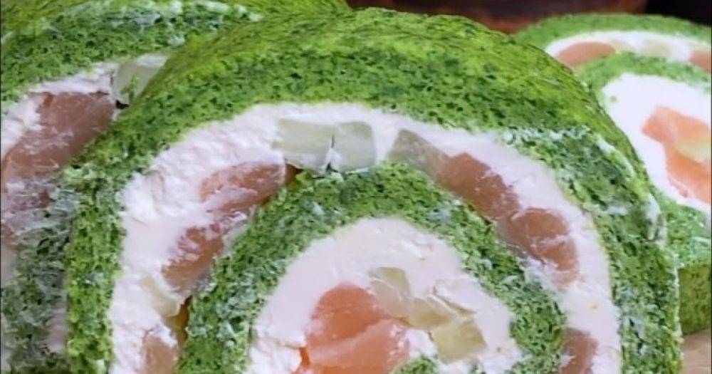 Рулет из шпината с рыбой и сырной начинкой на праздничный стол: пошаговый рецепт (видео)