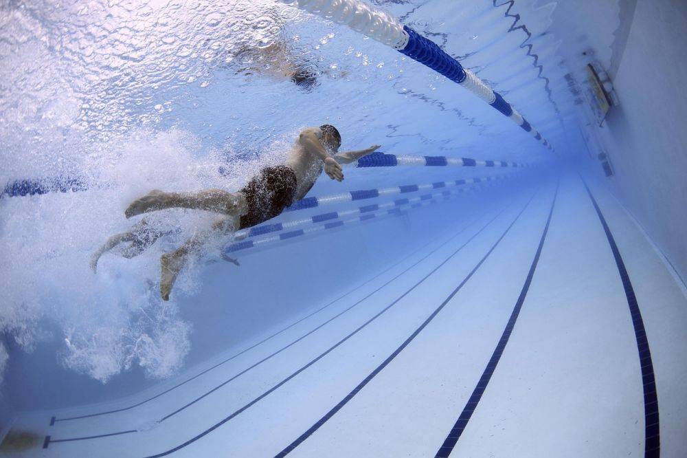 Совмещаем полезное с приятным: как плаванье влияет на здоровье