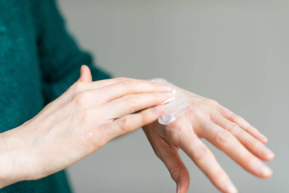 Уход за руками в зимний период - что делать, чтобы предотвратить сухость кожи