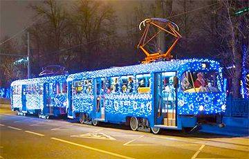 Стало известно, как будет работать общественный транспорт Минска в новогоднюю ночь и в оба Рождества