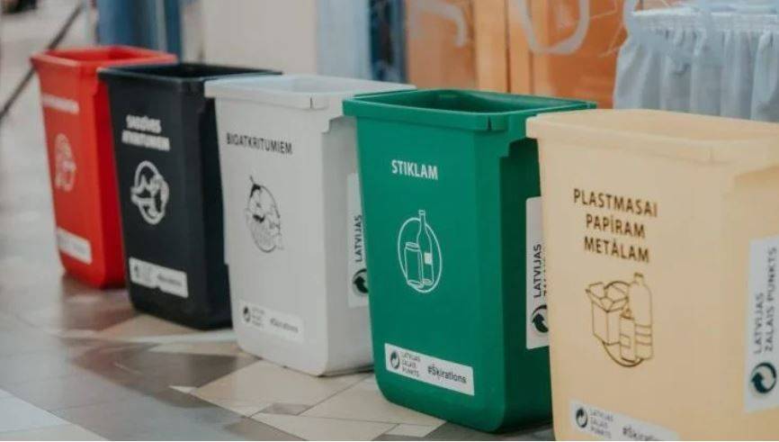В Латвии увеличилось число людей, занявшихся сортировкой мусора