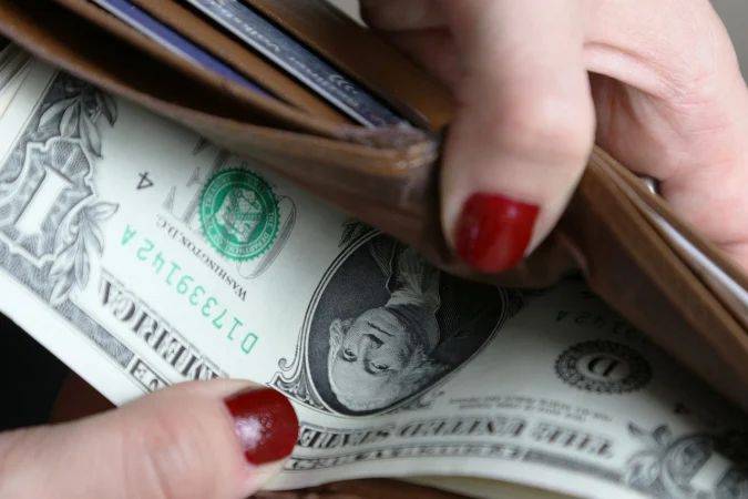Украинцы в ноябре купили валюты более чем на $620 миллионов — НБУ