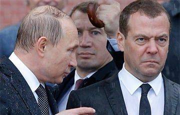 СМИ: В России усилился конфликт между Путиным и Медведевым