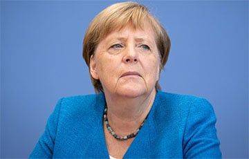 Ангела Меркель все больше отходит от политики