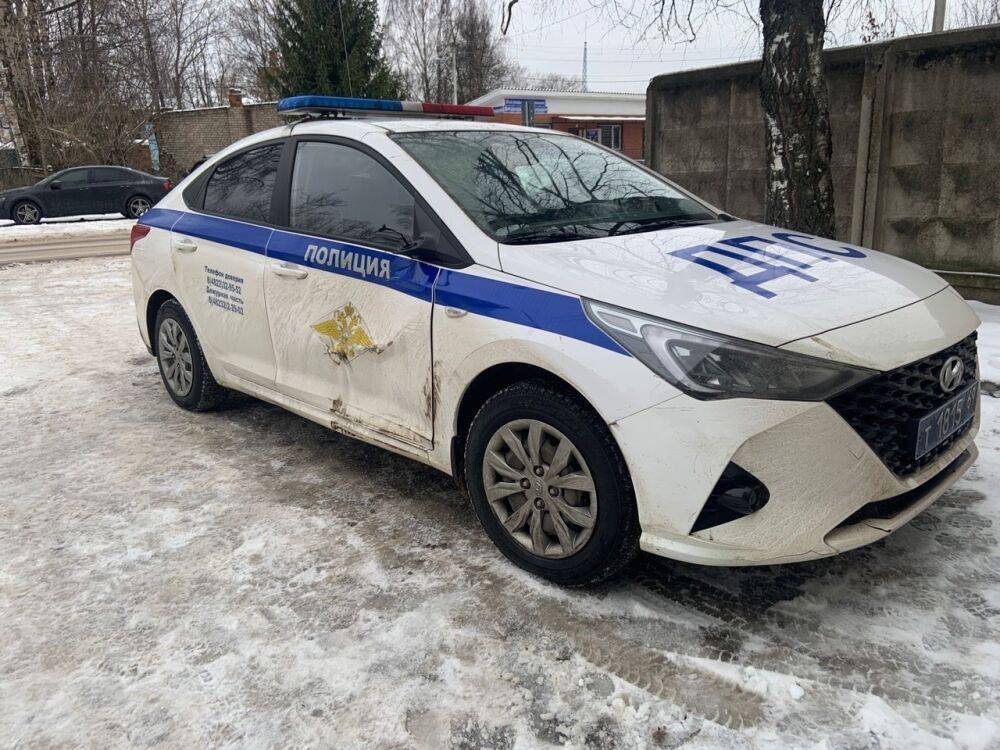 В Тверской области экипаж ДПС с погоней и стрельбой задержал угонщика