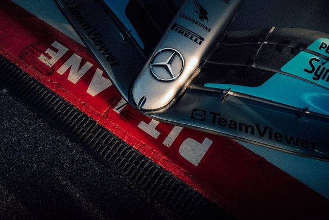 В Mercedes тестируют слики Pirelli