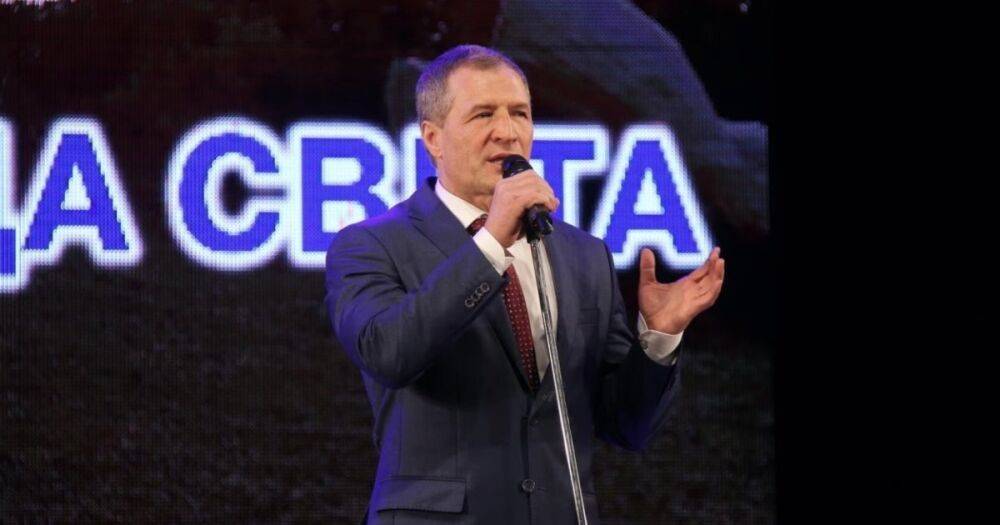 "Умею видеть ауру": в РФ депутат объявил себя экстрасенсом и выступил против лекарств